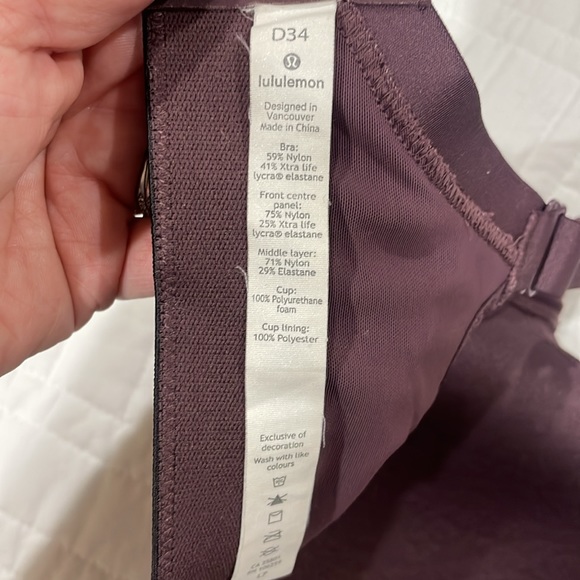 Lululemon Medium/High Impact Sports Bra 💪🏻 - Picture 3 of 5